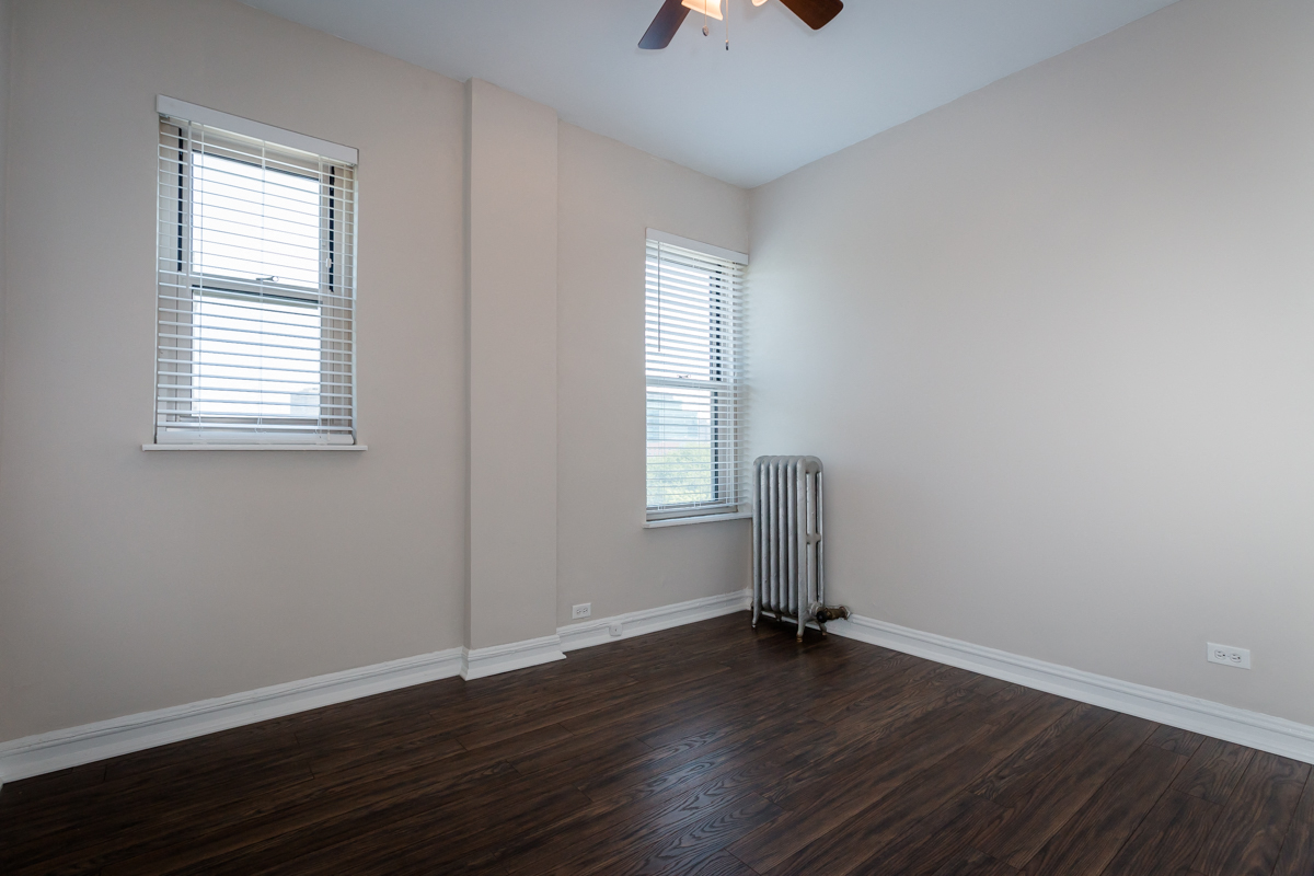 uchicago university of chicago roommate matching renovated bedroom hyde park chicago apartment for rent renovated studio renovated one bedroom renovated two bedroom